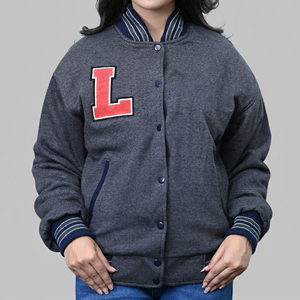 เสื้อแจ็คเก็ตวาร์ซิตี้สีเทาสำหรับผู้หญิง แขนยาว ปกคอพับ ติดกระดุม ปักตัวอักษร L ด้านหน้า สีพื้น สำหรับฤดูใบไม้ร่วง - Product Image 1