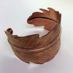 Bracelet en cuivre fait main élégant pour tous les jours, accessoire de mode en cristal - Product Image 5