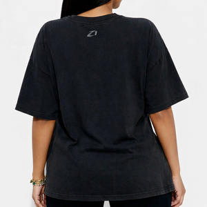 Camiseta de Fútbol Americano Gótica Negra para Mujer, Estilo Urbano, con Estampado de Letras, Corte Holgado, Personalizada, de Algodón Premium - Product Image 4