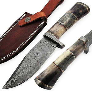 Couteau de chasse Bowie à lame fixe en acier Damas fait main, avec poignée en cuir et étui en cuir, cadeau idéal - Product Image 1