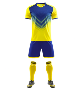 Conjunto de Uniforme de Fútbol Sublimado Personalizado MANGOES FASHION Unisex Adulto 100% Poliéster Malla Transpirable de Secado Rápido Ecológico Cuello Redondo - Product Image 1