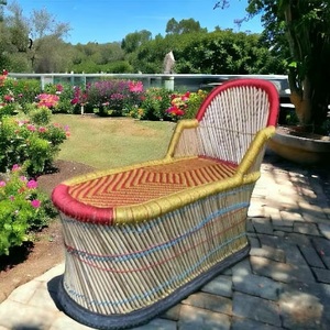 Chaise longue en rotin tropical pour l'extérieur, mobilier de patio avec dossier solide, design moderne, siège de jardin durable, chaise longue pour le bord de la piscine - Product Image 3