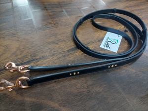 Rênes de cheval en cuir noir durables d'équipement équestre international avec la pointe en cristal blanche et noire de caractéristique antidérapage - Product Image 5