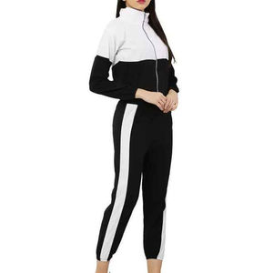 Custom Branding Women's Breathable Eco-Friendly Hooded Tracksuit Jogger Suit Streetwear Gym <b>Workout</b> <b>Hoodie</b> Pants - Product Image 2