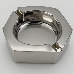 Square Metal Cigar Ashtray Classic Design Durable Finish for Smoking Accessories - Product Image 6