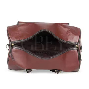 Sac de voyage en cuir de qualité supérieure avec grande capacité, doublure en polyester, style sportif pour la salle de sport, les voyages, le travail, les aventures en plein air, unisexe - Product Image 3