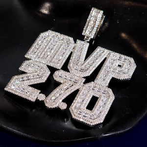 Pendentif personnalisable en forme de lettre, plaqué argent, serti de moissanite taille brillant en argent 925, bijoux Starspire de qualité supérieure - Product Image 1