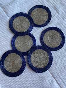 Posavasos Bohemio Hecho a Mano con Cuentas, Diseño con Hilos Azules y Plateados, Ecológico, Reutilizable, de Poliéster y Algodón, Decorativo para Mesa - Product Image 3