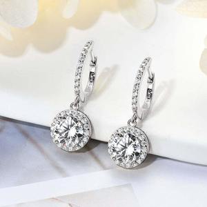 Élégantes boucles d'oreilles pendantes en or avec diamants naturels au design intemporel, boucles d'oreilles chandelier en diamants naturels pour femmes - Product Image 3