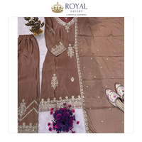 Meilleure collection de vêtements de style indien pour les occasions festives, collection de créateurs en pure soie chinon avec broderie et travail de sequins, ensemble sharara