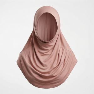Voile Hijab en Chiffon Personnalisé Confortable pour Femme – Différentes Couleurs Personnalisables, Sous-Hijab Musulman Doux et de Qualité Supérieure à Vendre - Product Image 1