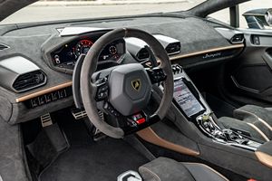 Producto TOP: Lamborghini Huracán Sterrato 2024 USADO en Perfectas Condiciones, Inspeccionado, V10 de 602 hp, Tracción en las Cuatro Ruedas - Product Image 3