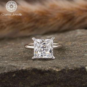 Bague de fiançailles pour femme Charm_Jewells en moissanite taille coussin, plaqué or 18 carats, sertissage à griffes, style classique, certifiée IGI, 3g - Product Image 6