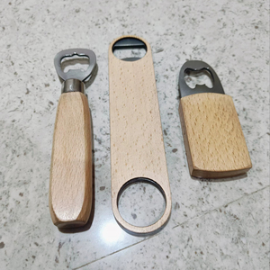 Abridor de botellas de cerveza de madera con mango, abridor de latas de acero inoxidable de madera maciza con LOGO personalizado, kit de promoción de espátulas de barra en blanco. - Product Image 1