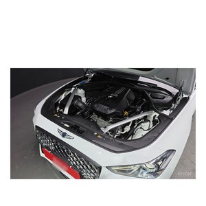 2018 Genesis G70 2.0T AWD with Automatic Gearbox Leather Seats Rear Camera 60,354 km Left Steering - Product Image 6