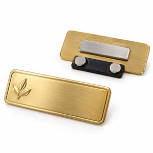 Placa de Identificación Metálica Personalizada para Empleados, Logotipo Grabado, Uniforme, Fabricante OEM - Product Image 1