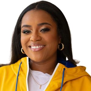 Veste toutes saisons Sigma Gamma Rho pour femme, jaune, à capuche, coupe-vent, style décontracté, sororité grecque - Product Image 3