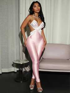 จั๊มสูทผ้าซาตินทูโทนสำหรับผู้หญิงแบบผูกด้านหน้าและเปิดหลังพร้อมสายไขว้ - Product Image 4