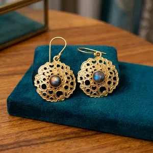Pendientes de latón con piedra preciosa de labradorita natural, hechos a mano, estilo bohemio, venta al por mayor - Product Image 3