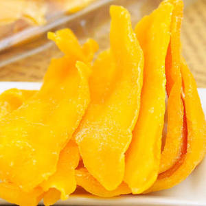 Rodajas de Mango con Glaseado de Miel - Trozos de Fruta Extra Suaves y Deliciosos Envueltos en una Capa Dorada de Sabor Puro y Decadente. - Product Image 3