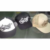 Casquettes de baseball noires personnalisées avec logo brodé, faible MOQ, en toile et maille, pour cyclisme en extérieur, décontractées, avec fermeture snapback