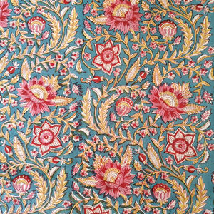 Jaune rougeâtre 100% pur coton tissu indien Floral main bloc impression tissu pour femmes garçons vêtements sacs Floral bloc conception - Product Image 1