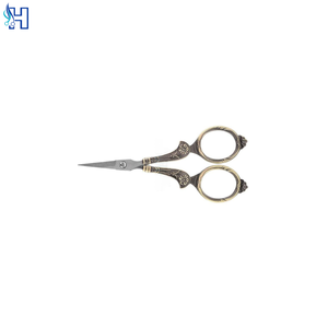 Ciseaux à broder professionnels en acier inoxydable, ciseaux de précision pour couper les fils, pour la couture et l'artisanat - Product Image 3