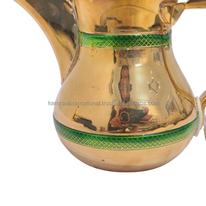 Servidor de Café Dallah de Latón Hecho a Mano con Borde Grabado Verde, Diseño Clásico, Ecológico, con Tapa y Asa para una Experiencia Gastronómica Auténtica - Product Image 5
