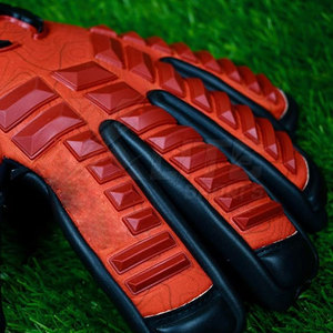 Nouveaux Gants de Gardien de But Personnalisés pour l'Entraînement en Extérieur, Impression du Nom de l'Équipe, Paume en Latex, Dos de la Main Rembourré, Antidérapant, Sangle de Poignet Réglable - Product Image 5
