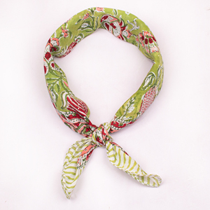 Handmade Floral Printed Cotton Square Scarf Bandana Casual Multifunctional Breathable Skin-Friendly Durable Green Pink Pattern - Product Image 3