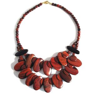 Collier géométrique en bois de haute qualité avec boucles d'oreilles assorties, ensemble de bijoux bohèmes uniques pour femme, idéal pour les cadeaux - Product Image 5