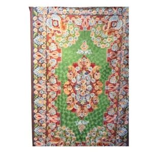 Tapis rectangulaire Oriental Medallion, vert et rouge, motif floral, noué à la main, en laine et polyester, poils moyens, avec envers antidérapant en caoutchouc - Product Image 1
