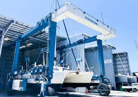 Grue mobile de levage de bateaux 90 tonnes 60 tonnes avec moteur et propulseur à vendre