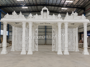 Ensemble de piliers de mariage en fibre d'inspiration dravidienne, Mandap élégant à quatre côtés, design Kalyana d'Inde du Sud, décoration royale - Product Image 5