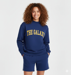 Conjunto Casual de Invierno para Mujer, Top de Cuello Alto de Felpa de Corte Regular, Shorts a la Rodilla, Algodón y Poliéster, Bordado a Máquina - Product Image 2