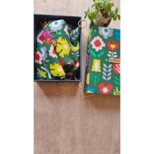 Coffret cadeau floral pour les fêtes - Product Image 1