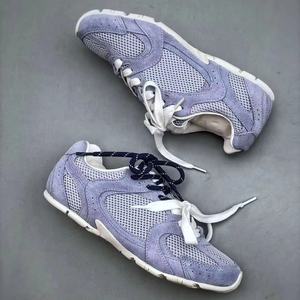 รองเท้าลำลองดีไซน์เนอร์คุณภาพสูง T530 รองเท้ากีฬาแฟชั่นผู้หญิงรุ่นใหม่ Mius รองเท้าวิ่งเทนนิสเดินสไตล์ลำลองสำหรับผู้ชาย - Product Image 4