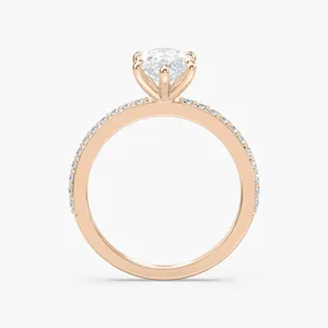 Anillo de compromiso solitario con diamante marquise de 1.50 quilates, engaste de seis puntas con media banda de diamantes redondos en oro rosa y blanco. - Product Image 2