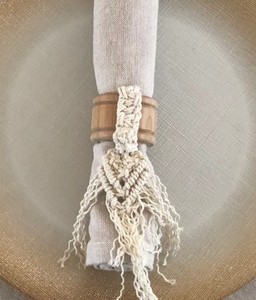 Juego de 8 Anillos de Servilleta de Macramé Únicos - Product Image 2