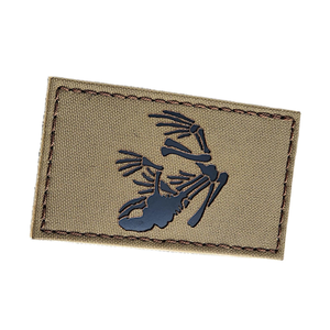 Patch découpé au laser en tissu haute densité avec bordure cousue durable pour les équipes sportives et les articles promotionnels d'événements - Product Image 4