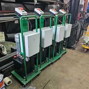 Bloc d'alimentation hydraulique en acier doux de haute qualité, neuf, garantie 1 an, pour machines de traitement des déchets de Singapour - Product Image 1