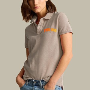 เสื้อโปโลผู้หญิงผ้าโพลีเอสเตอร์ระบายอากาศดี ทรงเข้ารูป แขนสั้น คอวี แห้งเร็ว สำหรับเล่นเทนนิส รับผลิตตามสั่งขายส่ง - Product Image 5