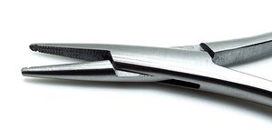 Porte-aiguille Mathieu manuel en acier inoxydable de qualité supérieure, pinces pour instruments chirurgicaux d'orthodontie - Product Image 4