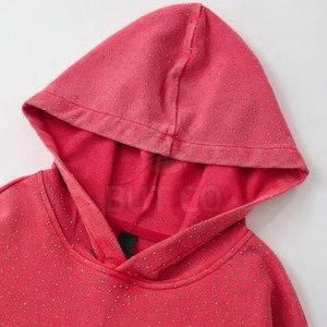 Sudaderas con Pedrería Personalizadas para Uso Casual, Material Ligero y Duradero, Hechas en Pakistán - Product Image 4