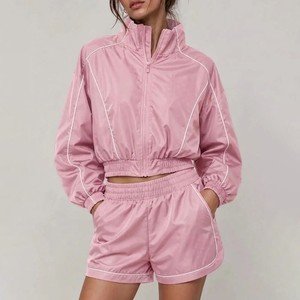 Conjunto Deportivo de 2 Piezas para Mujer, Color Rosa, Chaqueta Corta con Cremallera y Pantalones Cortos, Corte Holgado, Primavera-Verano - Product Image 1