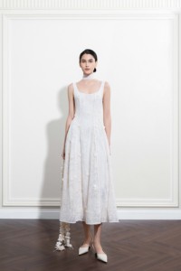 Nuevos Vestidos Elegantes para Mujer ODM MIREILLE, Vestido Largo Corte A, Ajuste Regular, Midi Elegante con Motivos de Encaje - Product Image 2