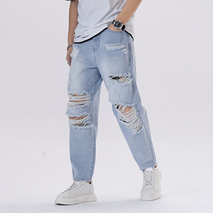 Jeans de Mezclilla Negros Desgastados y Ajustados para Hombre, Estilo Casual de Pierna Recta, Tela de Algodón Vintage Proveedor de pantalones de mezclilla al por mayor. - Product Image 3