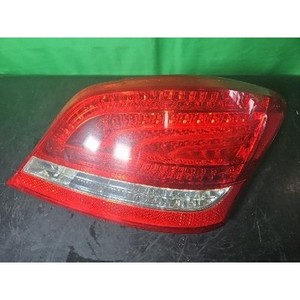 ไฟท้ายขวา Equus VI ปี 2011-2013 มือสอง ของแท้ รหัส 924023N000 - Product Image 1