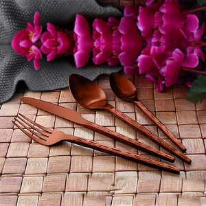 Juego de cuchillos de acero inoxidable de 24 piezas hechos a mano con varilla martillada de arroz con revestimiento de PVD - Product Image 1