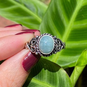 Anillo de Aguamarina Hecho a Mano, Plata de Ley 925, Diseño Caprichoso, Joyería con Gema Azul, Regalo para Mujer, Venta al Por Mayor - Product Image 1